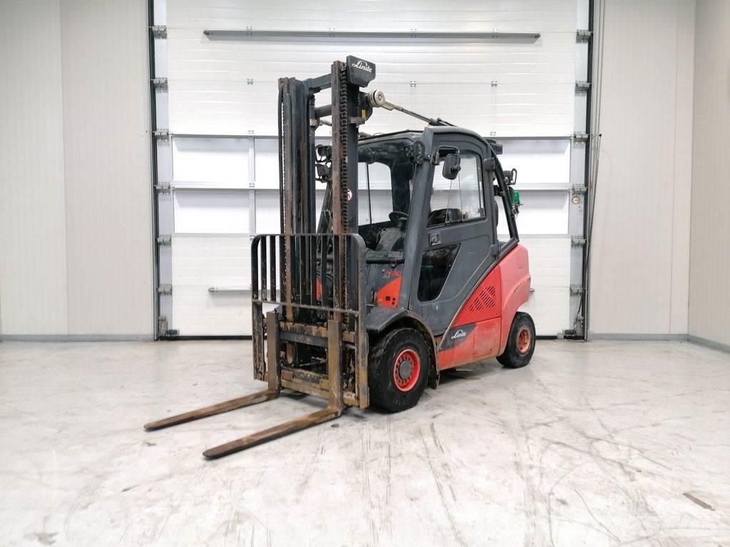 Linde H30D-02 Дизельні навантажувачі