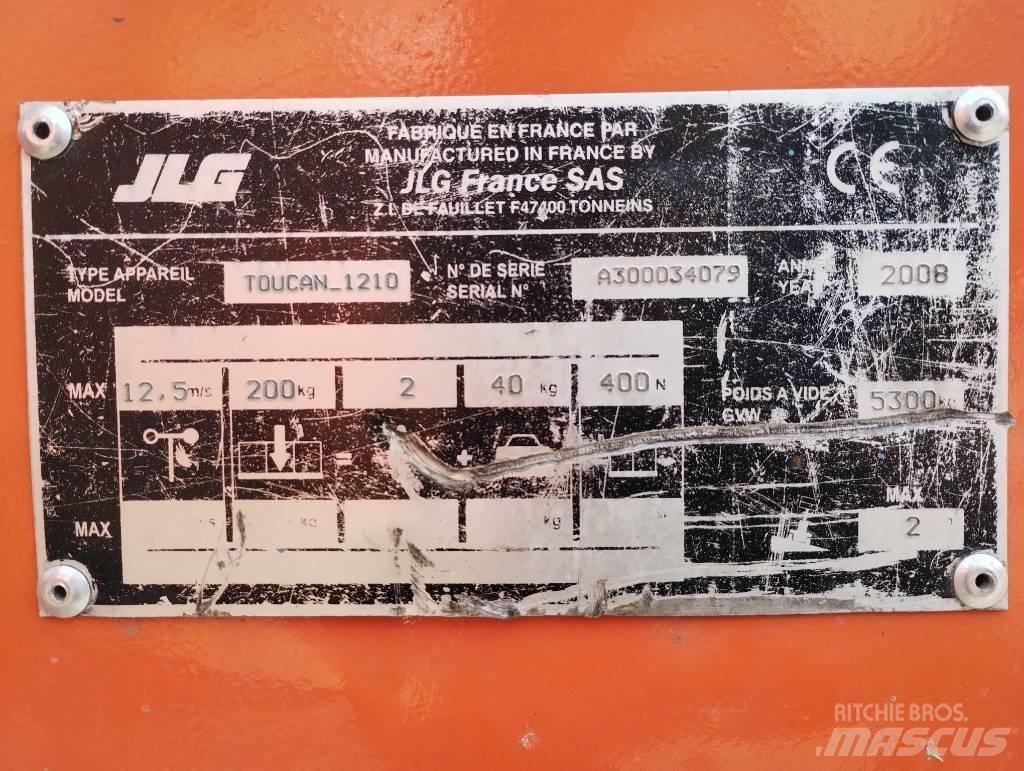 JLG Toucan 1210 Вертикальні щоглові підйомники