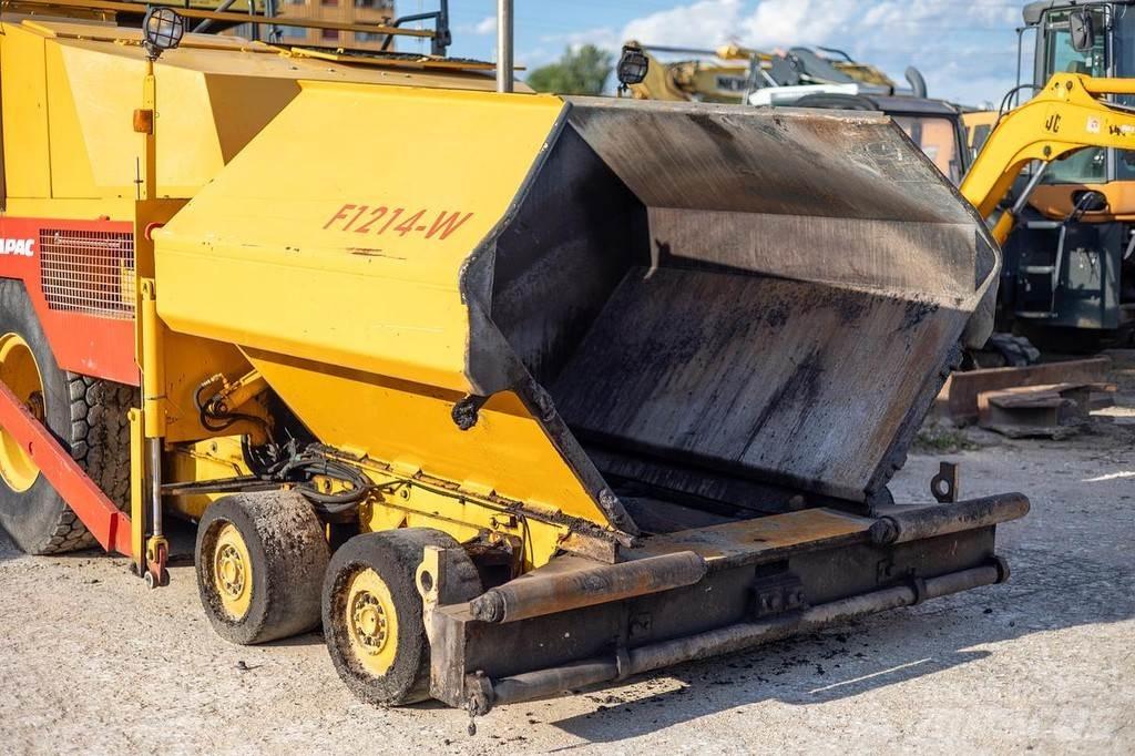 Dynapac F121-4W Асфальтовкладачі