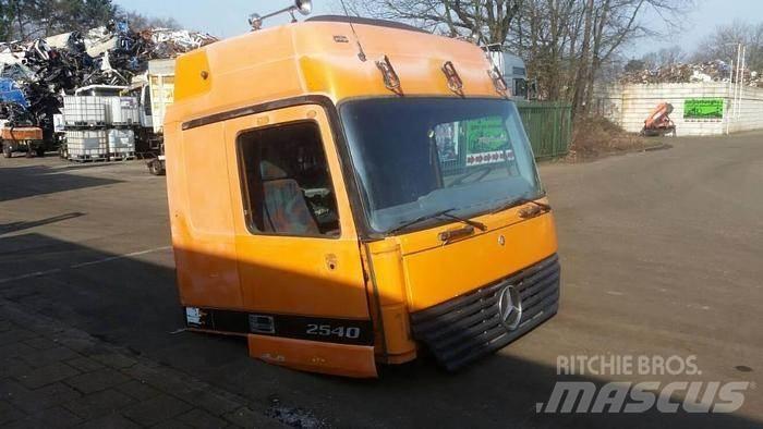 Mercedes-Benz 2540 Транспорт - Інші