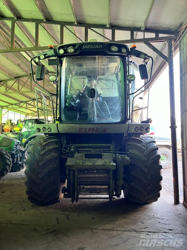 CLAAS Jaguar 950 Кормозбиральні комбайни