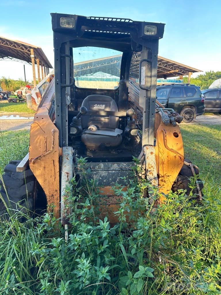 CASE SR 250 Міні-навантажувачі