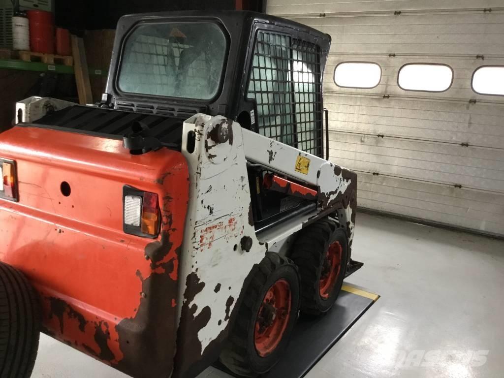 Bobcat S 100 Міні-навантажувачі
