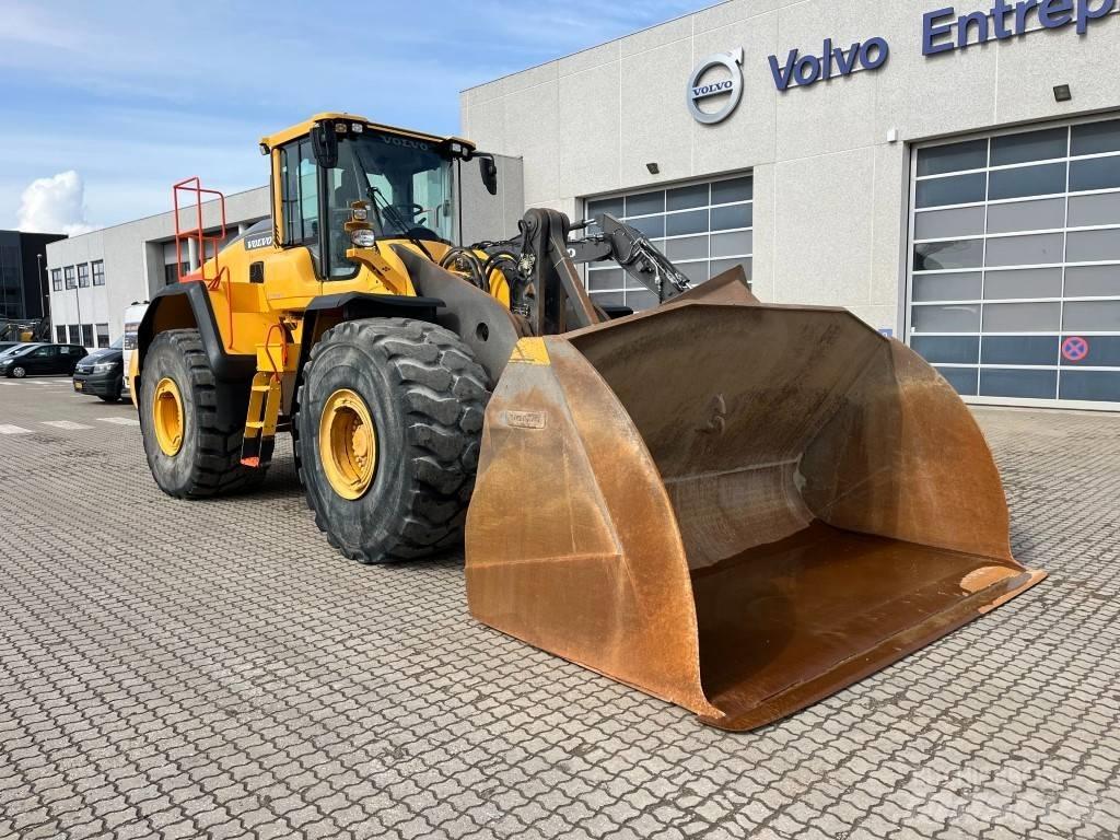 Volvo L220H Фронтальні навантажувачі