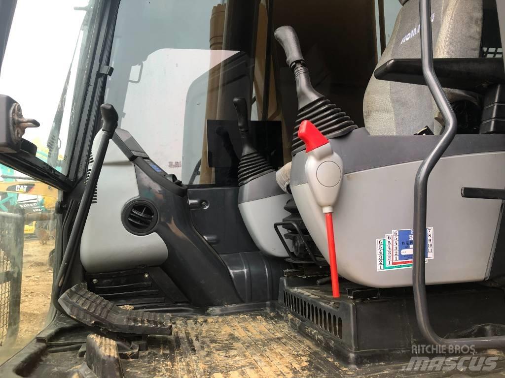 Komatsu 220-8 Гусеничні екскаватори