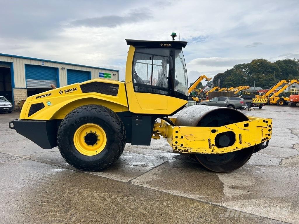 Bomag BW213 D-5 Грунтові котки