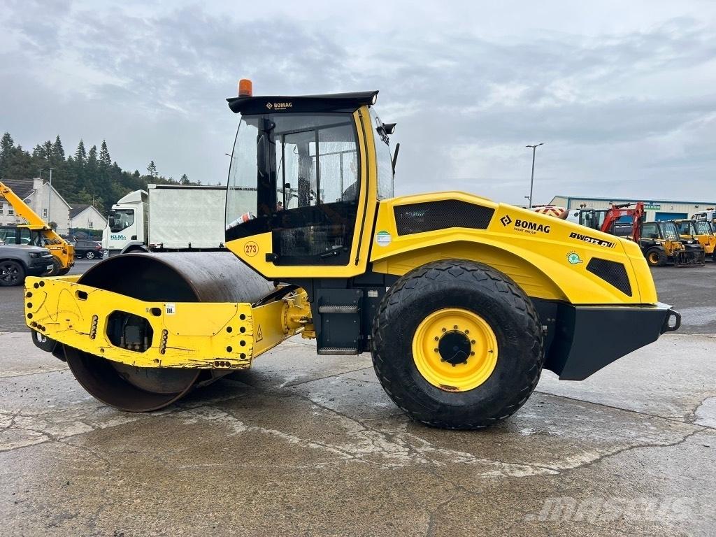 Bomag BW213 D-5 Грунтові котки
