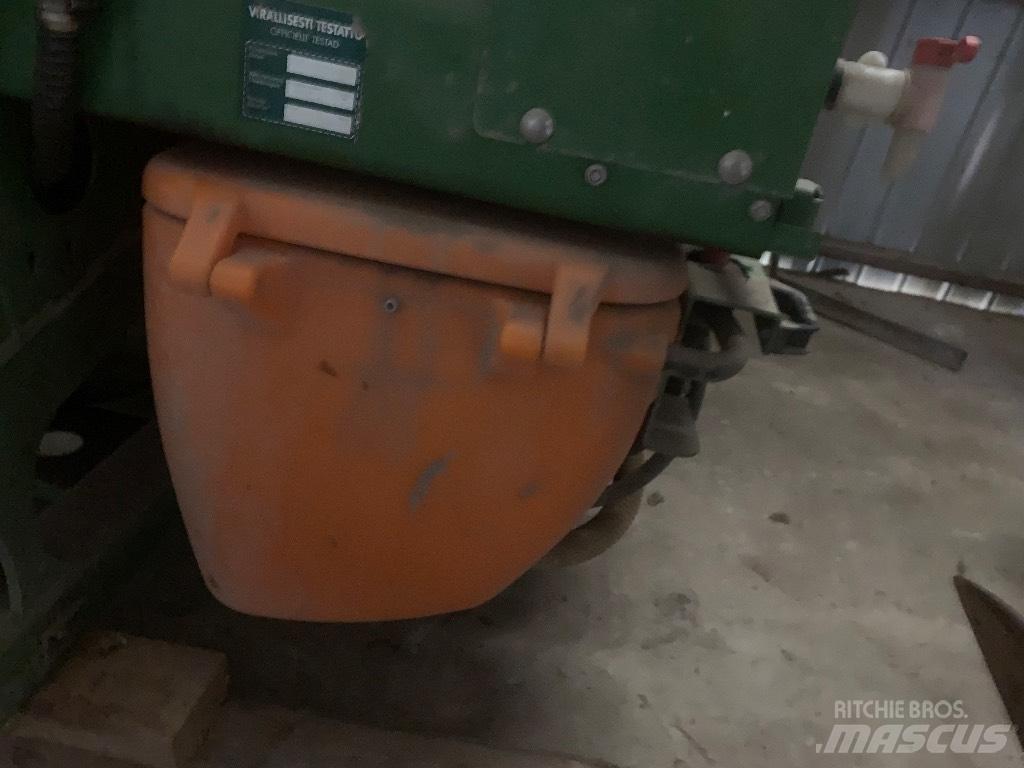 Amazone UF 1501 Навісні обприскувачі