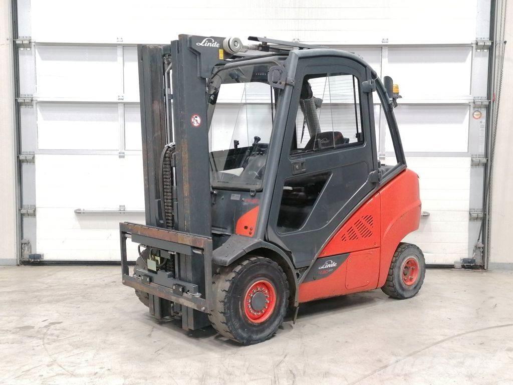 Linde H30D-02 Дизельні навантажувачі