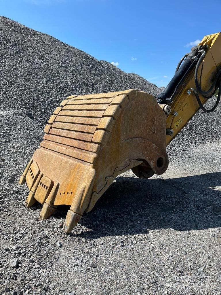 CAT 374 F Гусеничні екскаватори