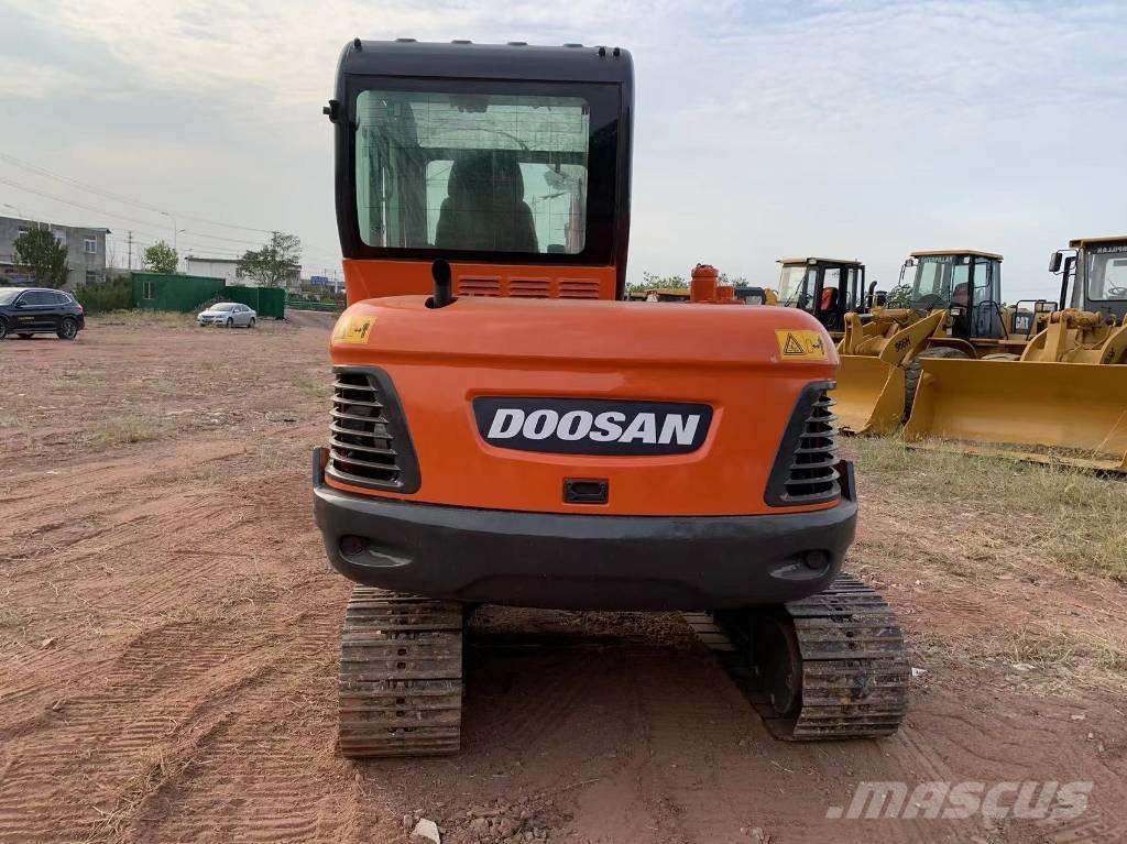 Doosan DX 55 Міні-екскаватори < 7т