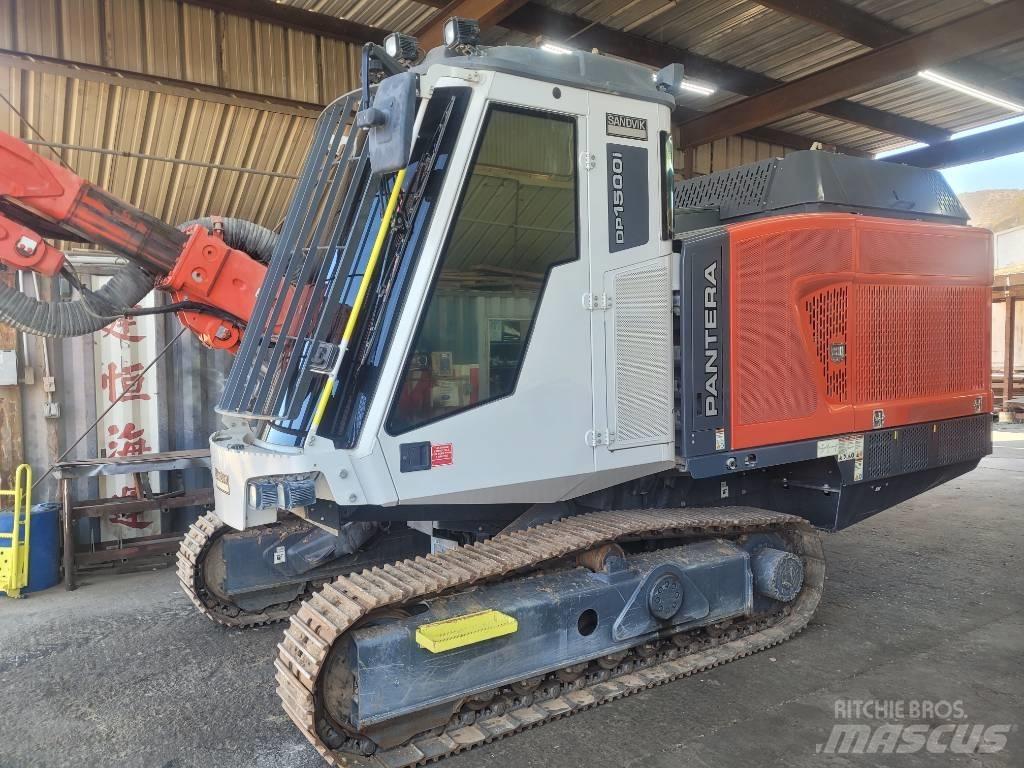 Sandvik DP 1500 i Свердлильні установки