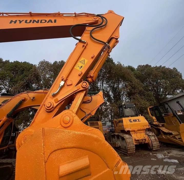 Hyundai R330LC-9T Гусеничні екскаватори