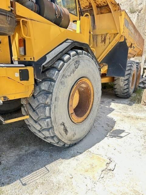 Volvo A 25 C Зчленовані самоскиди