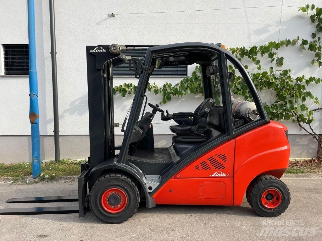 Linde H 30 T Газові навантажувачі