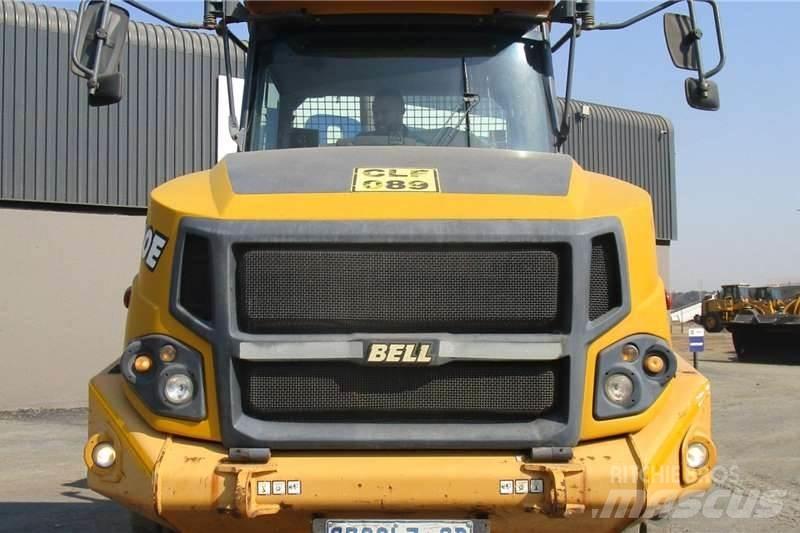 Bell B20E 6X4 Зчленовані самоскиди