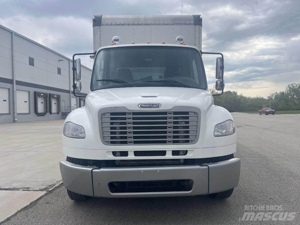 Freightliner M 106 Фургони
