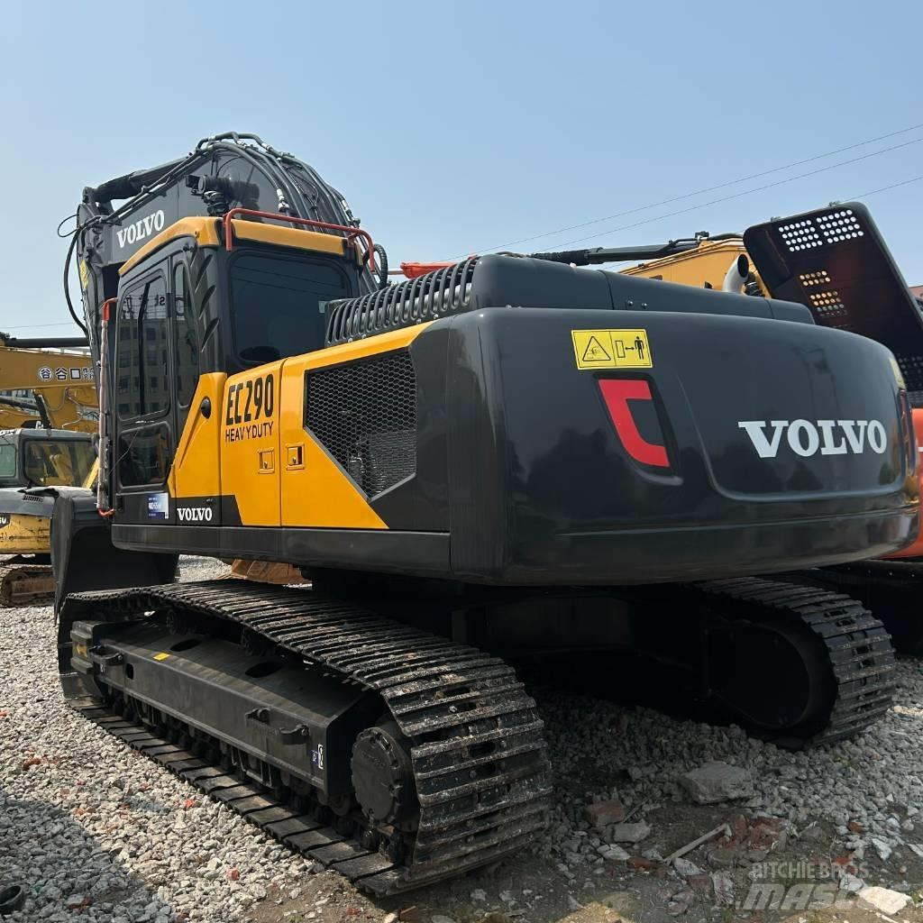 Volvo 290 Гусеничні екскаватори