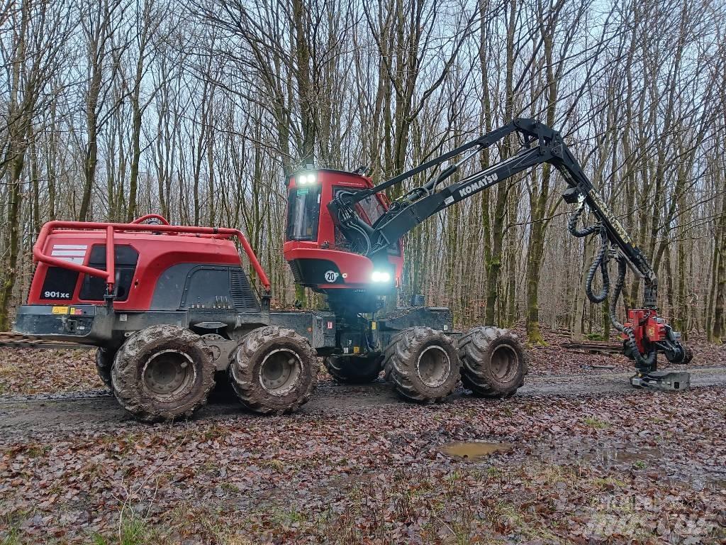 Komatsu 901 XC Харвестери