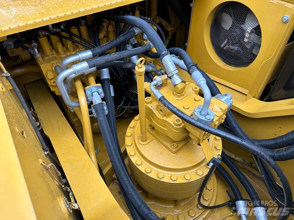 CAT 336 D2 Гусеничні екскаватори