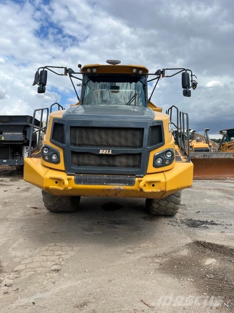 Bell B 40 E Зчленовані самоскиди