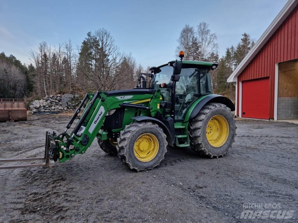 John Deere 5215R Трактори