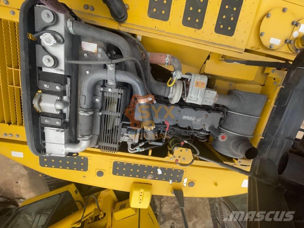 Komatsu PC 200-8 Гусеничні екскаватори