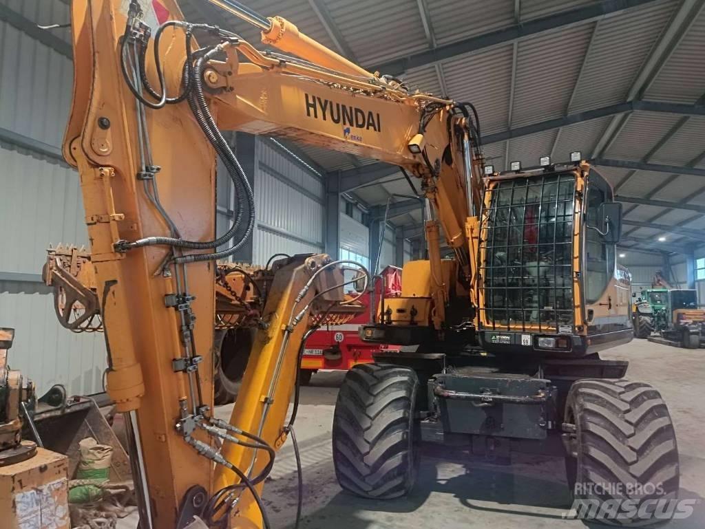 Hyundai RW140-9A Колісні екскаватори