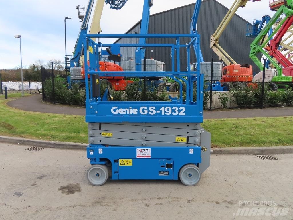 Genie GS 1932 Підйомники-ножиці