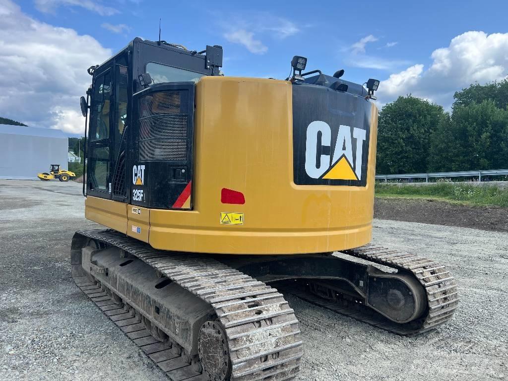 CAT 325 FL CR Гусеничні екскаватори