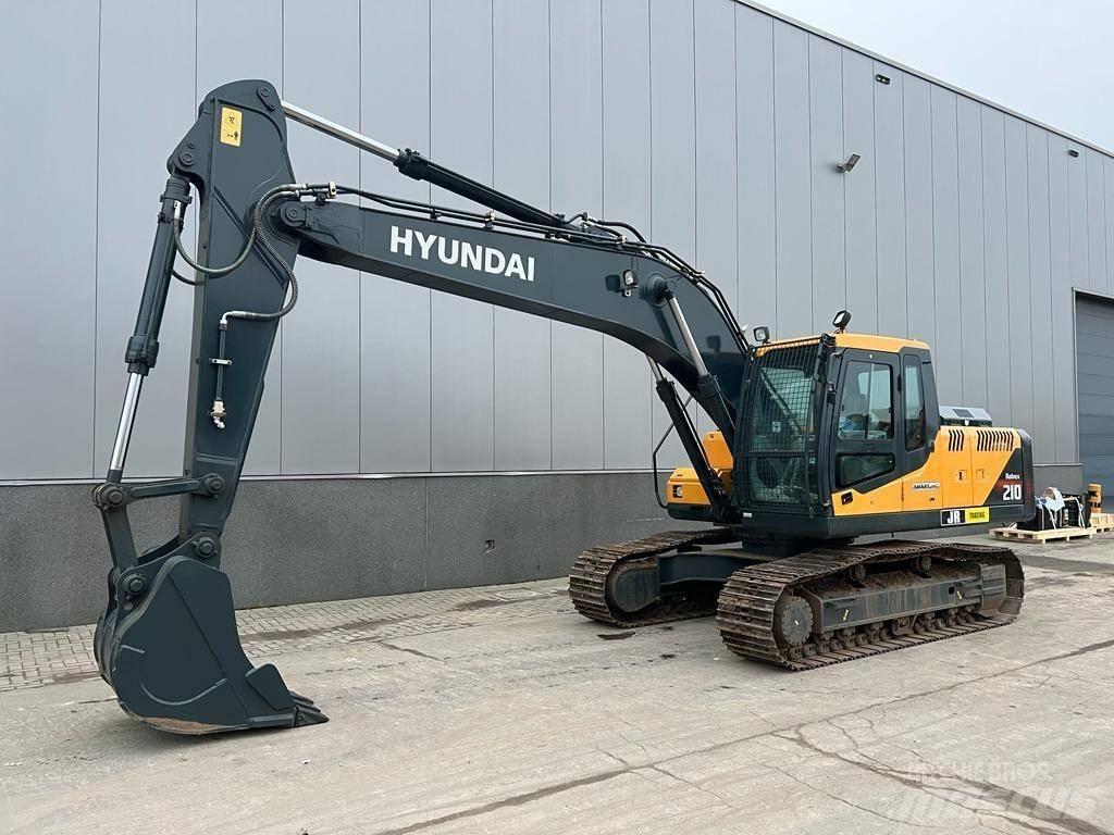 Hyundai R 210 Гусеничні екскаватори