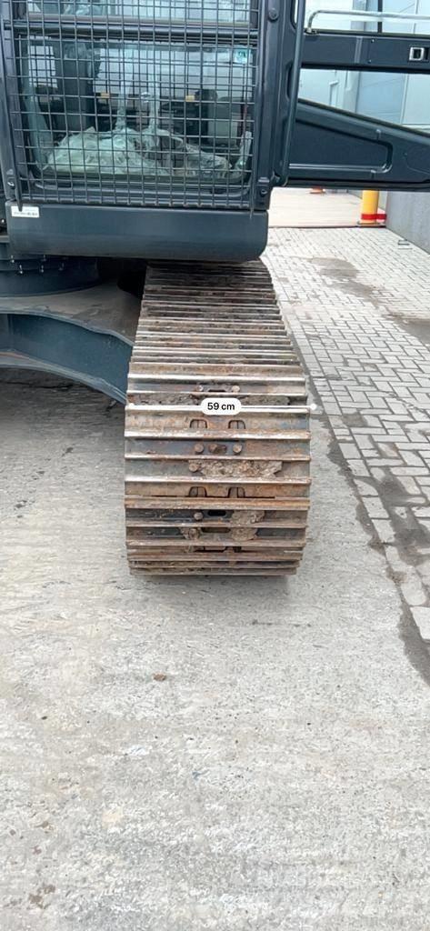 Hyundai R 210 Гусеничні екскаватори