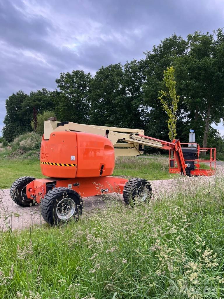 JLG 510 AJ Колінчаті підйомники