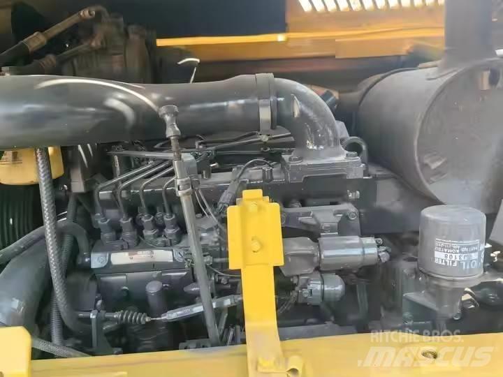 Komatsu PC60 Гусеничні екскаватори