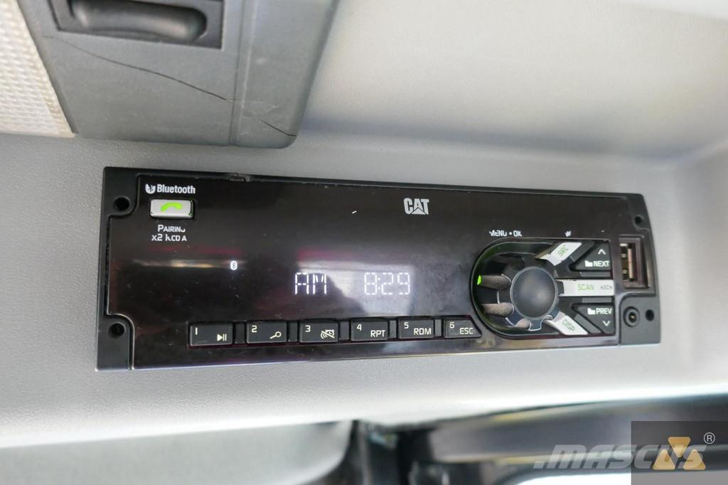 CAT D8T Гусеничні бульдозери