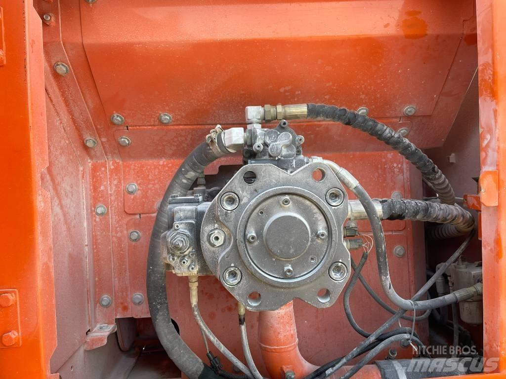 Doosan DX 260 Гусеничні екскаватори