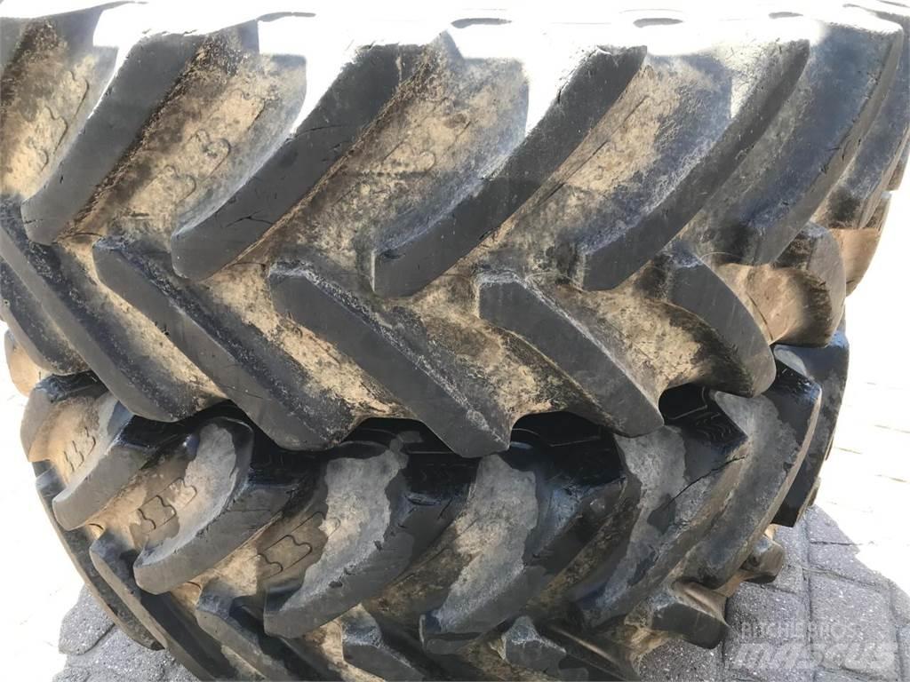 BKT 650/85R42 Колеса