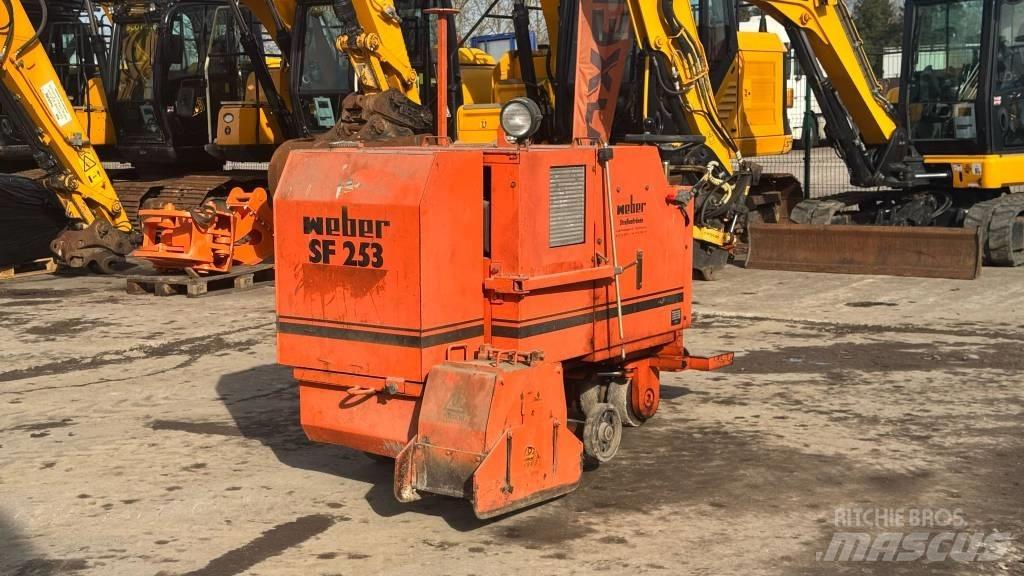 Weber SF253 Машини для розщеплення асфальту