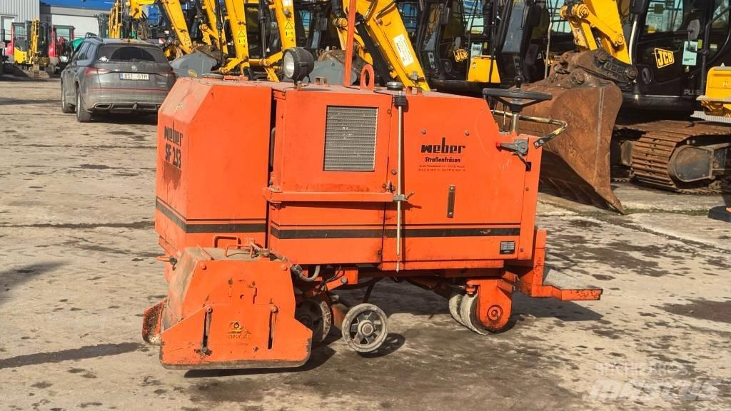 Weber SF253 Машини для розщеплення асфальту