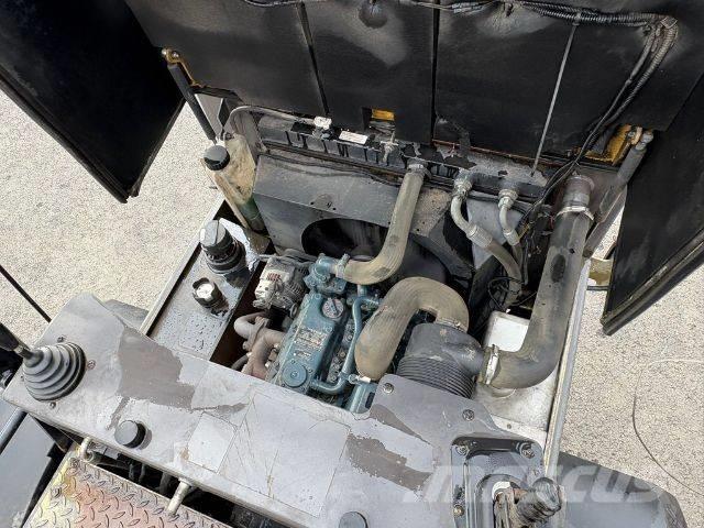 Mecalac TA 3 SH Міні самоскиди