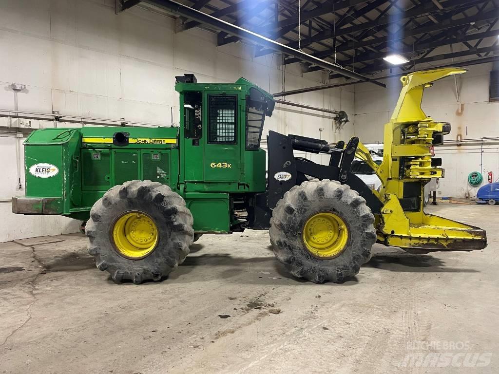 John Deere 643 K Валочно-пакетувальні машини
