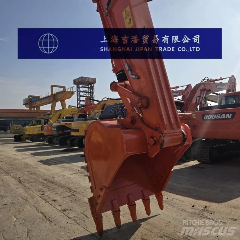 Hitachi ZX 350 Гусеничні екскаватори