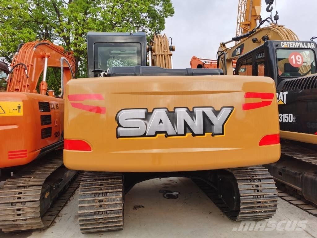 Sany SY 135 C Гусеничні екскаватори