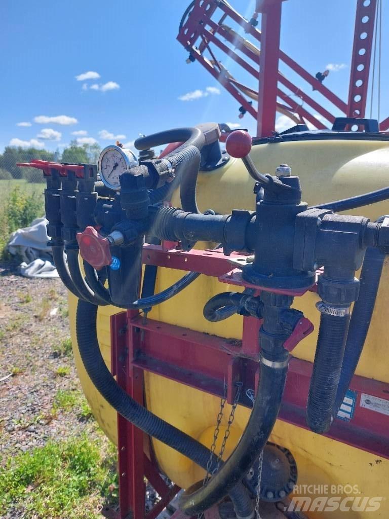 Hardi NK 800/12m Навісні обприскувачі