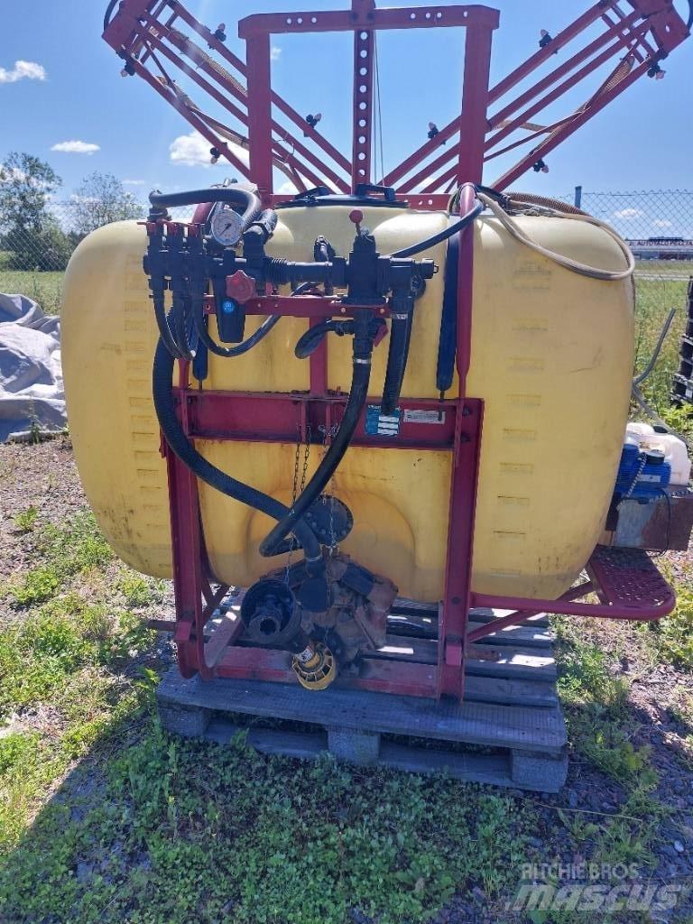 Hardi NK 800/12m Навісні обприскувачі