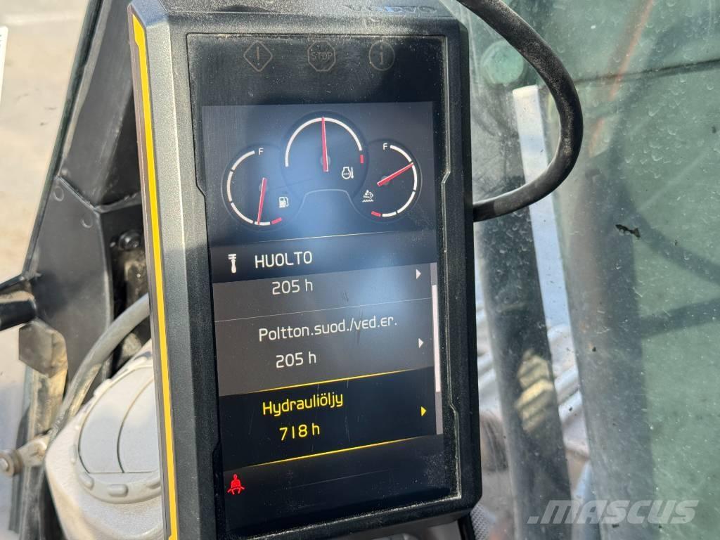 Volvo EC 530 EL Гусеничні екскаватори