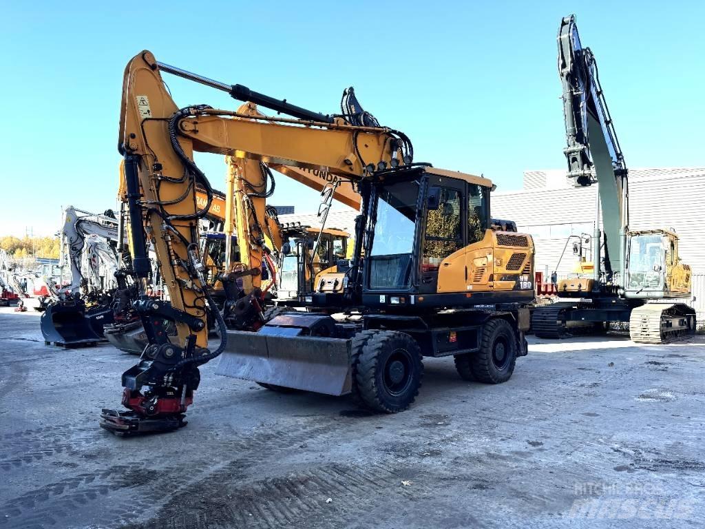 Hyundai HW180 Колісні екскаватори