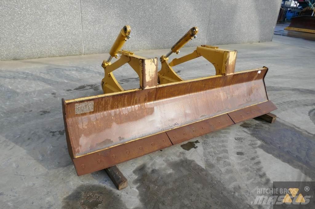 CAT Skidder blade Леміші