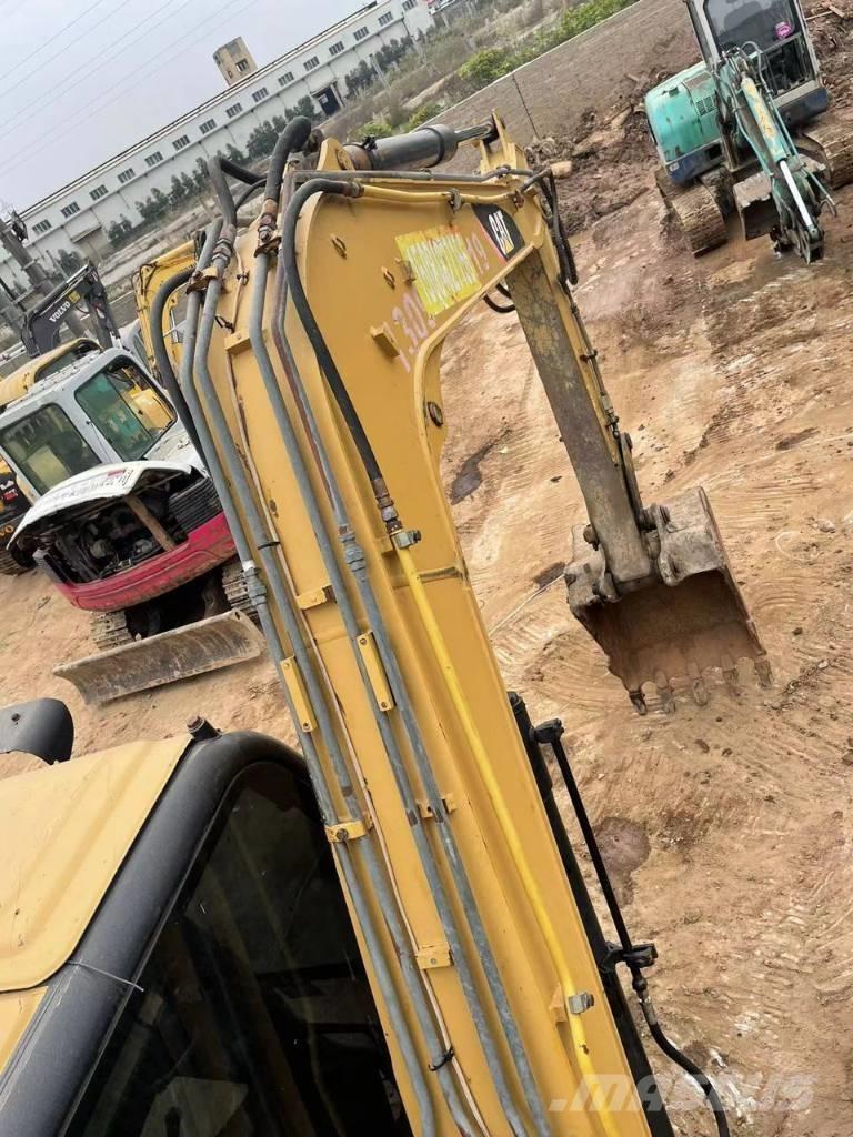 CAT 307 C Гусеничні екскаватори