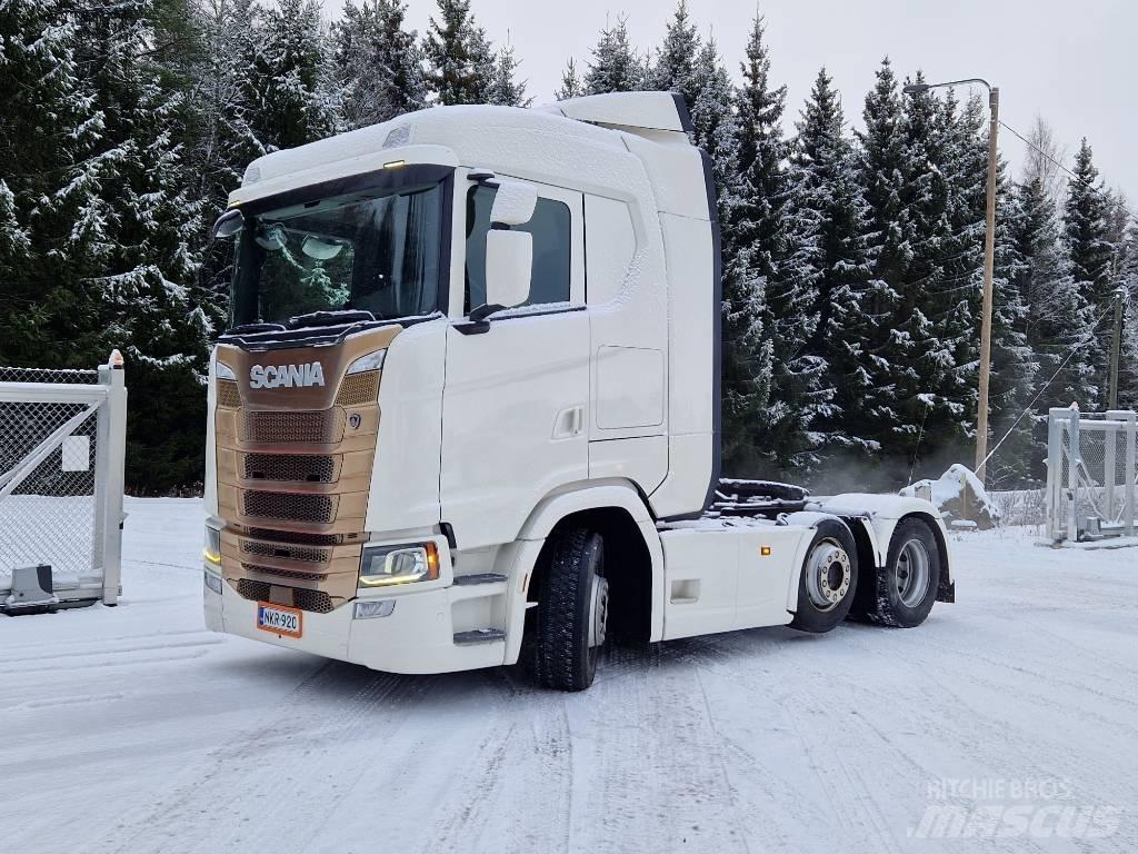 Scania S500 6x2/4 Тягачі
